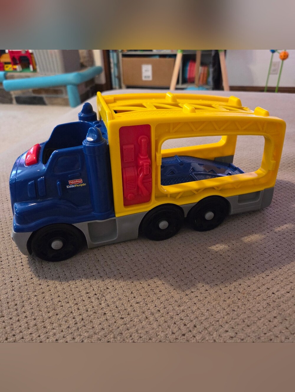 2008 Fisher Price Little People Race N Load Truck with Sounds